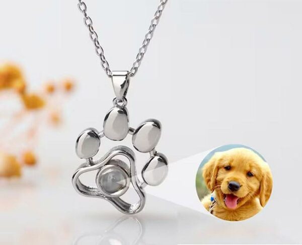 fotó kivetítős nyaklánc tappancs alakú medállal ezüst kutya